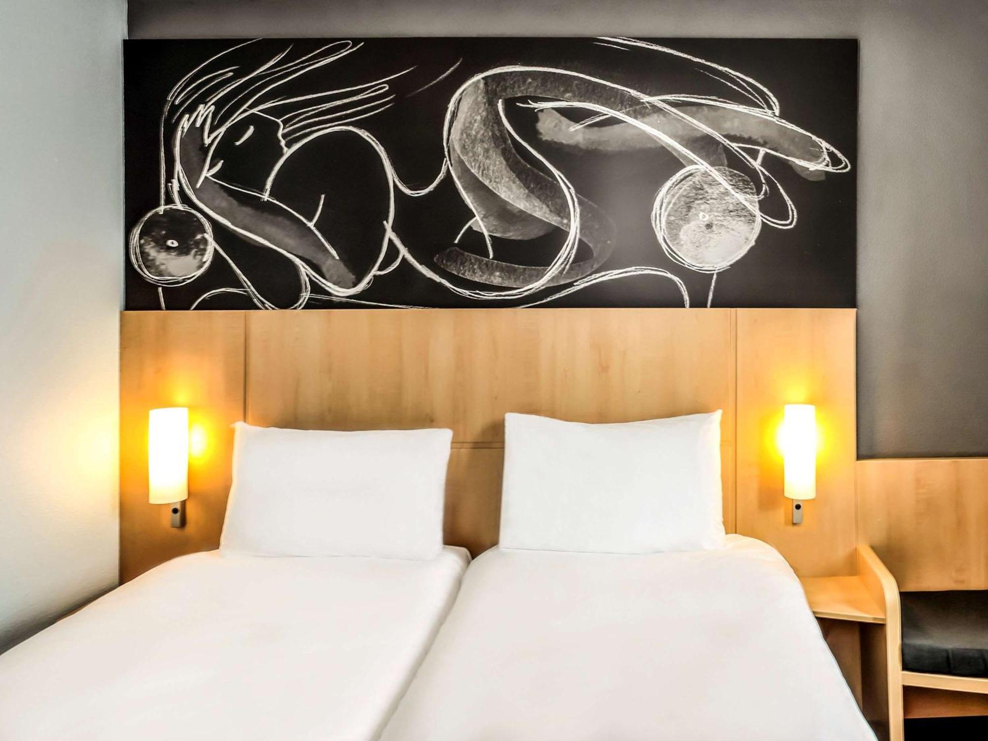 Ibis Geneve Hotel 3*