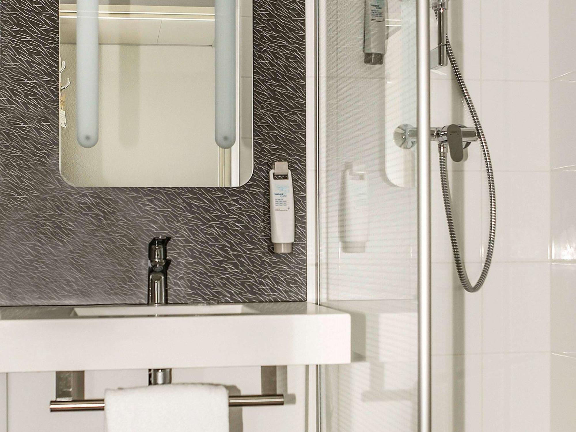 Ibis Geneve Hotel